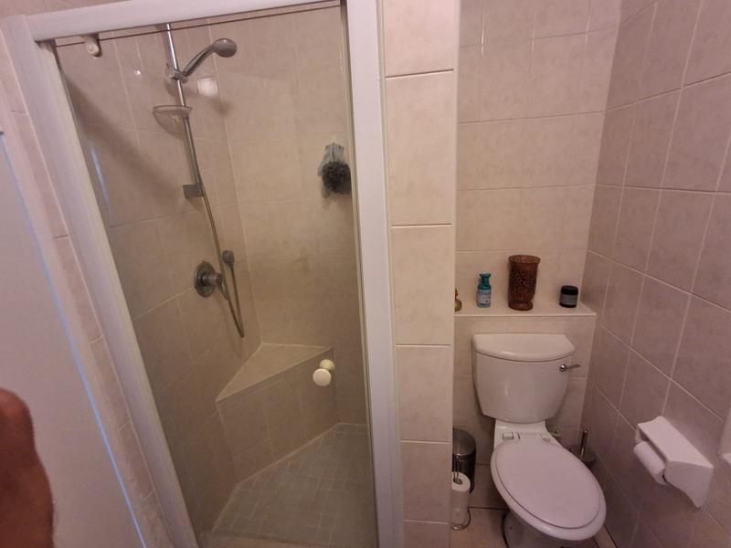 2 Bedroom Property for Sale in Gardens Western Cape